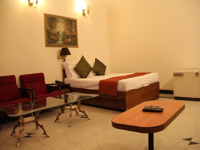 Alka Premiere Hotel New Delhi Ngoại thất bức ảnh