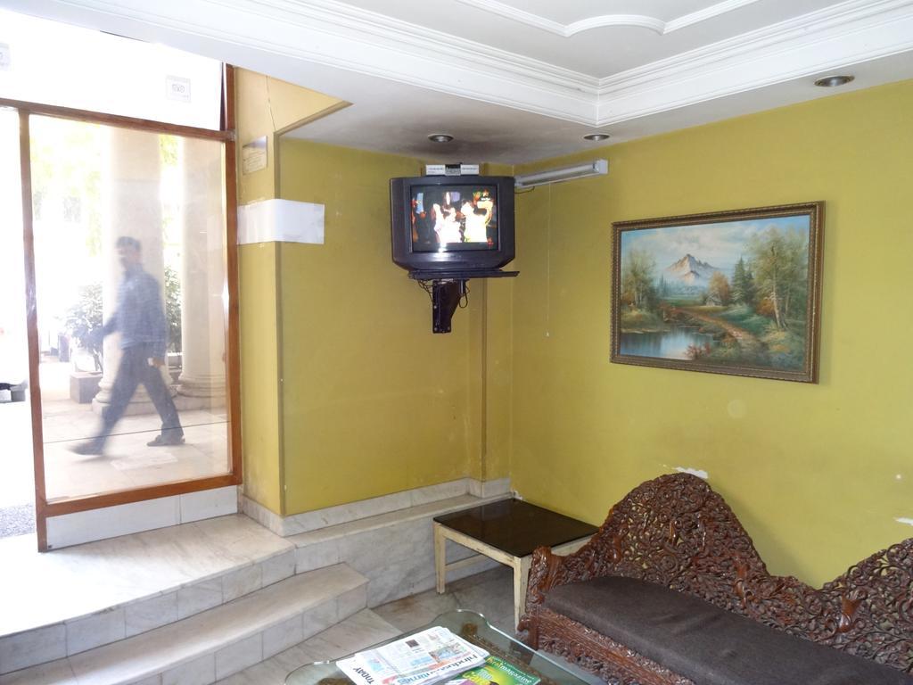 Alka Premiere Hotel New Delhi Ngoại thất bức ảnh