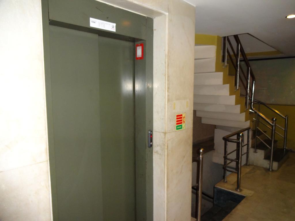 Alka Premiere Hotel New Delhi Ngoại thất bức ảnh